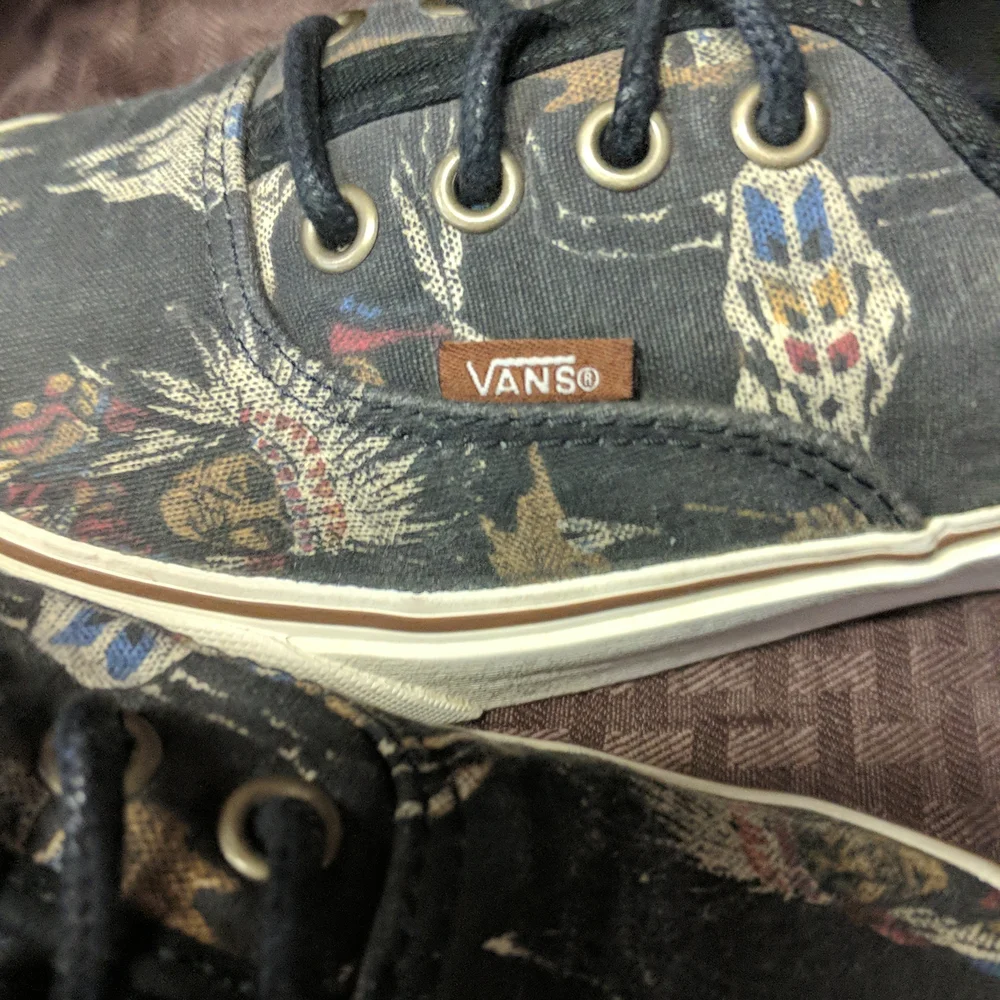Vans - Picture 15 of 15